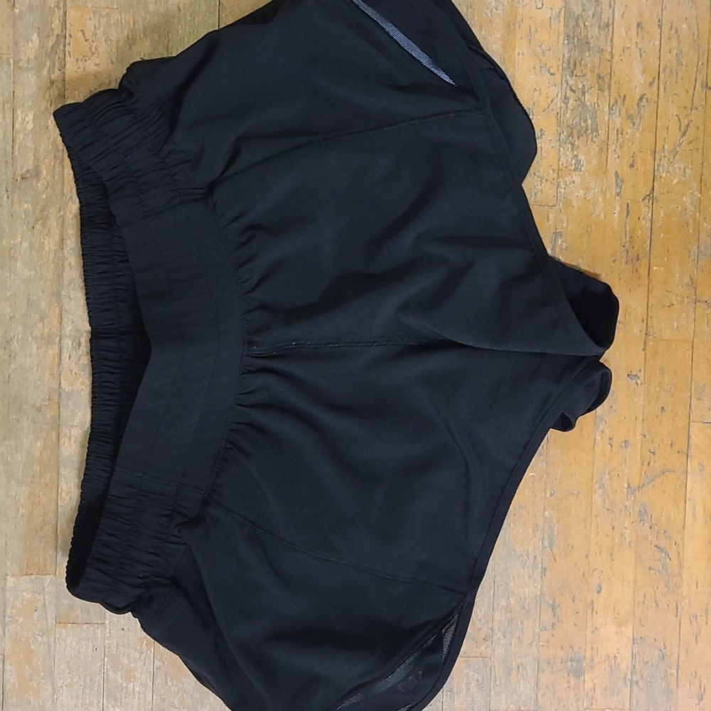 Lululemon high rise running short